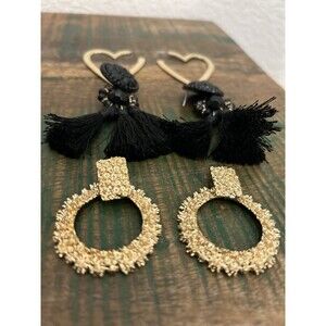 Earrings Lot Of 3 Pierced Statement Earrings In Dramatic Gold And Black